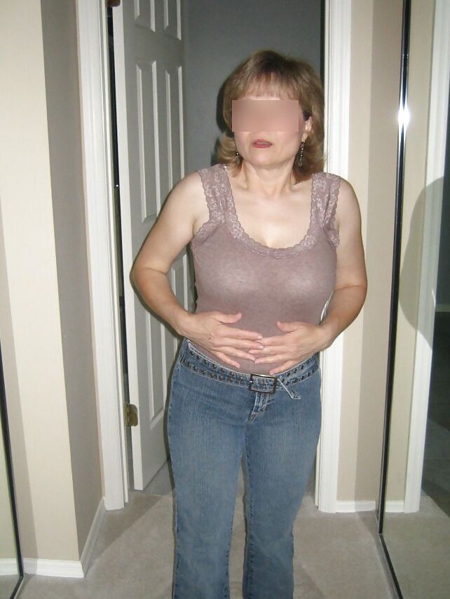 MarieRocks, 50+ MILF - Photos from 2008 #3