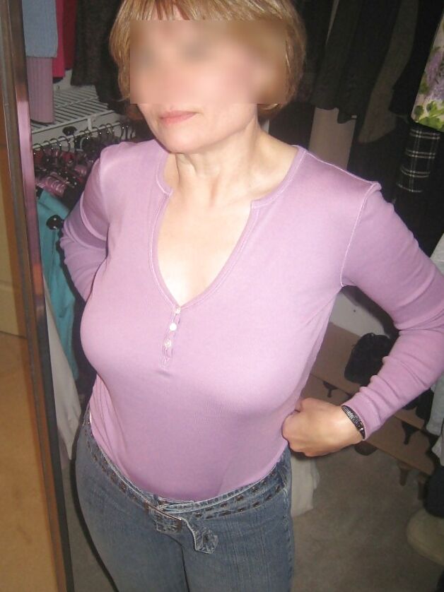 MarieRocks, 50+ MILF - Photos from 2009 #2