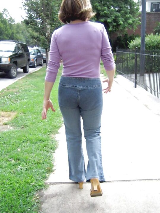 MarieRocks, 50+ MILF - Photos from 2008 #2