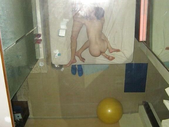 Chinese girlfriend shower and hard sex