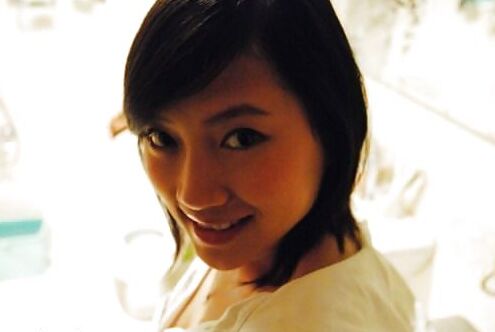 Homemade pics of Asian girlfriend posing