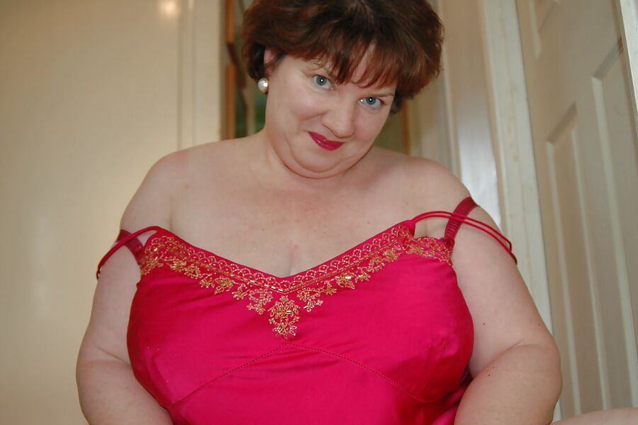 Chris44g Pink Cammi