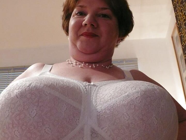 Chris44g White Girdle