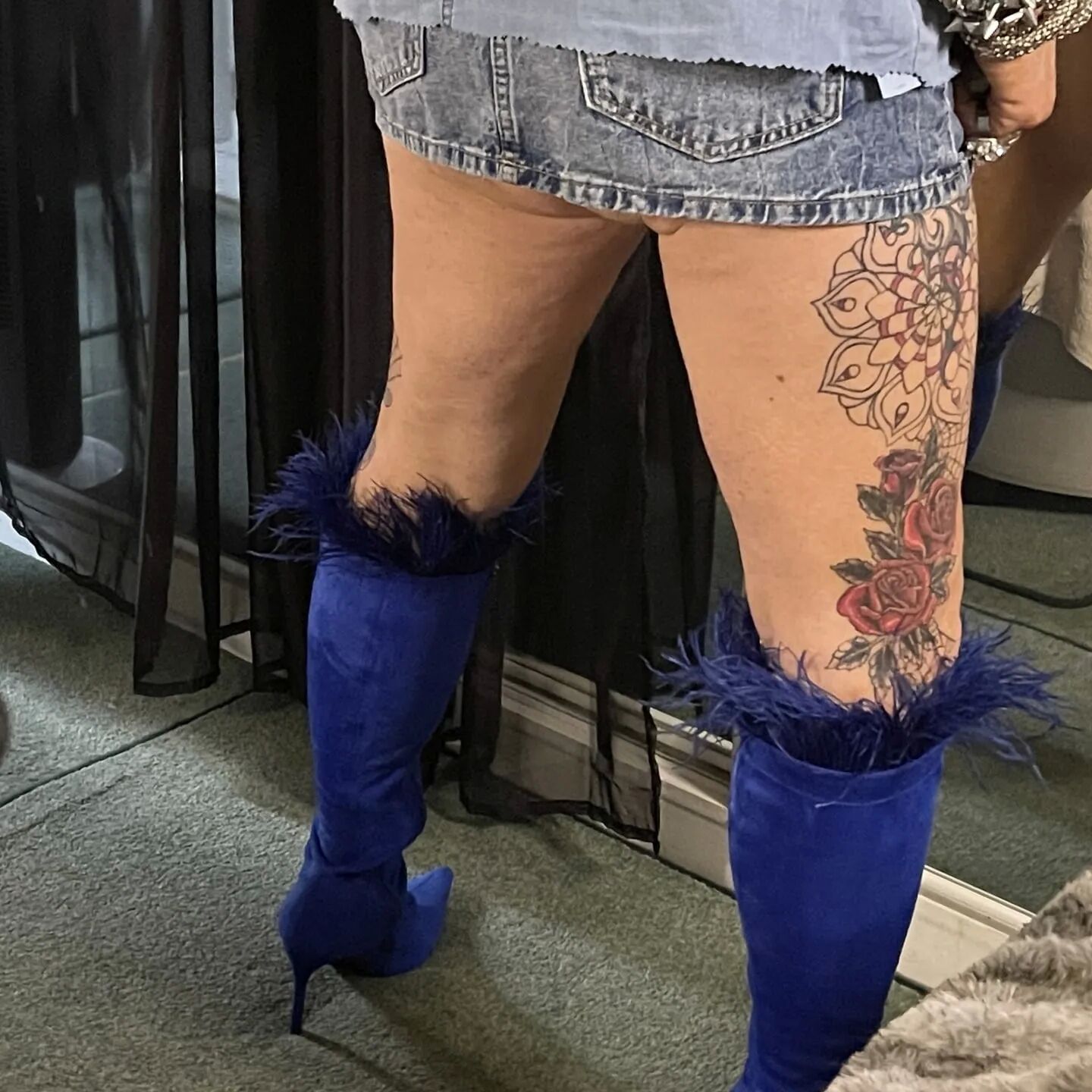 MY STEPMOM SHIRLEY IS A SLUT