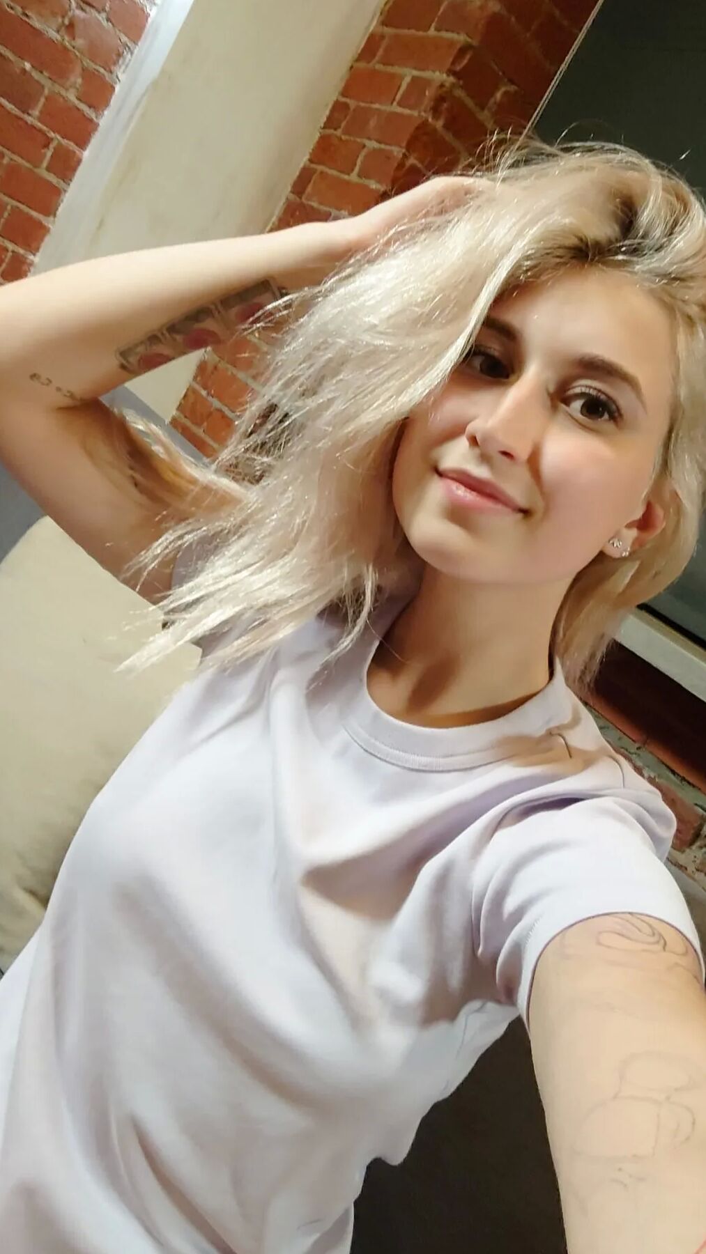 Petite teen cutie loves to get naked and dirty