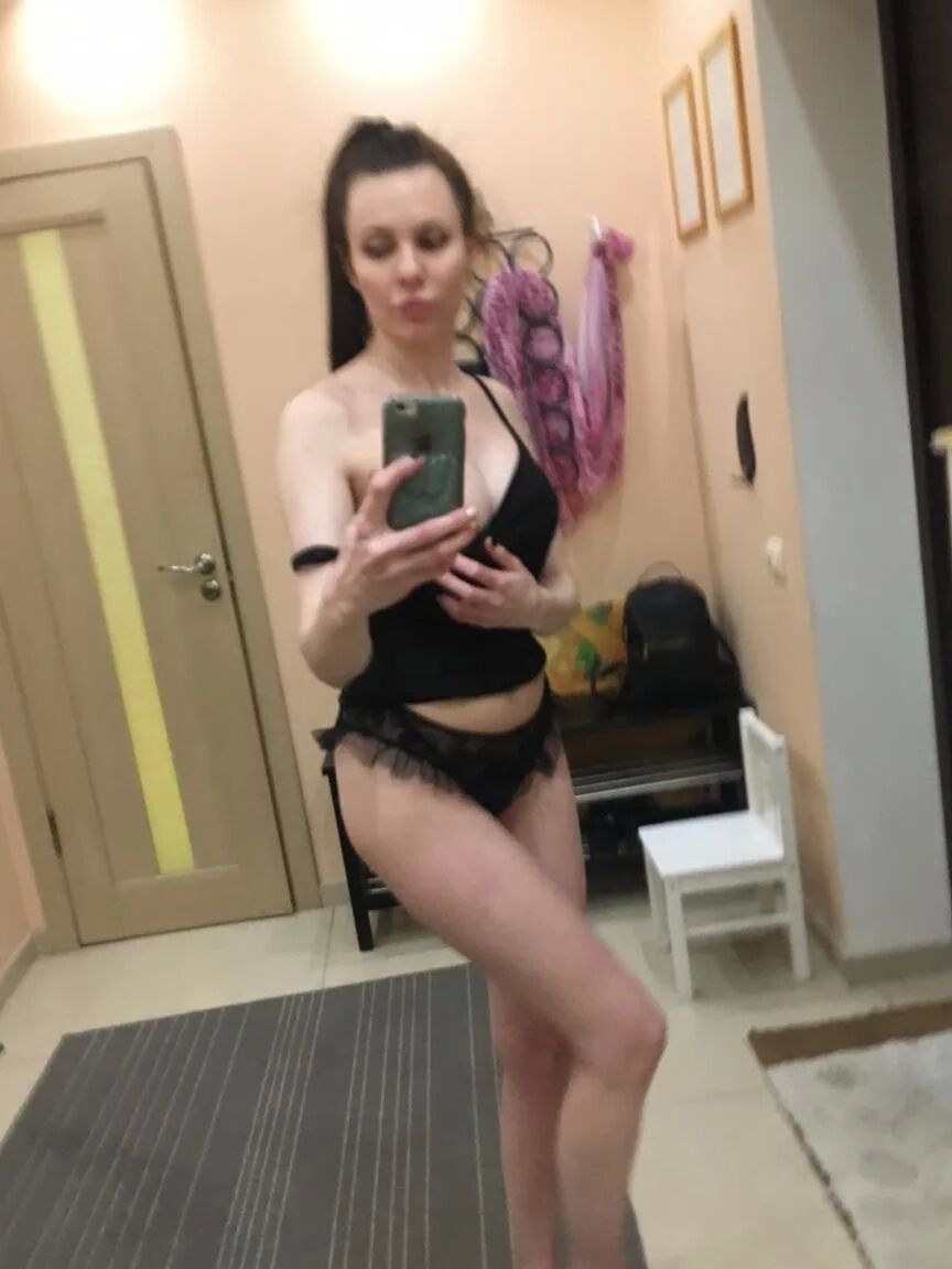 Sexy mirror selfies in my favorite lingerie