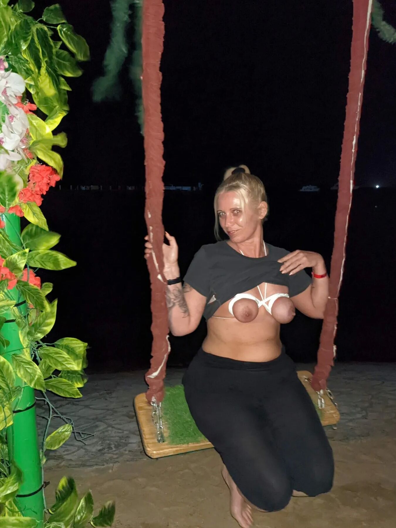 Now agein Vote vor the Best Bound boobs