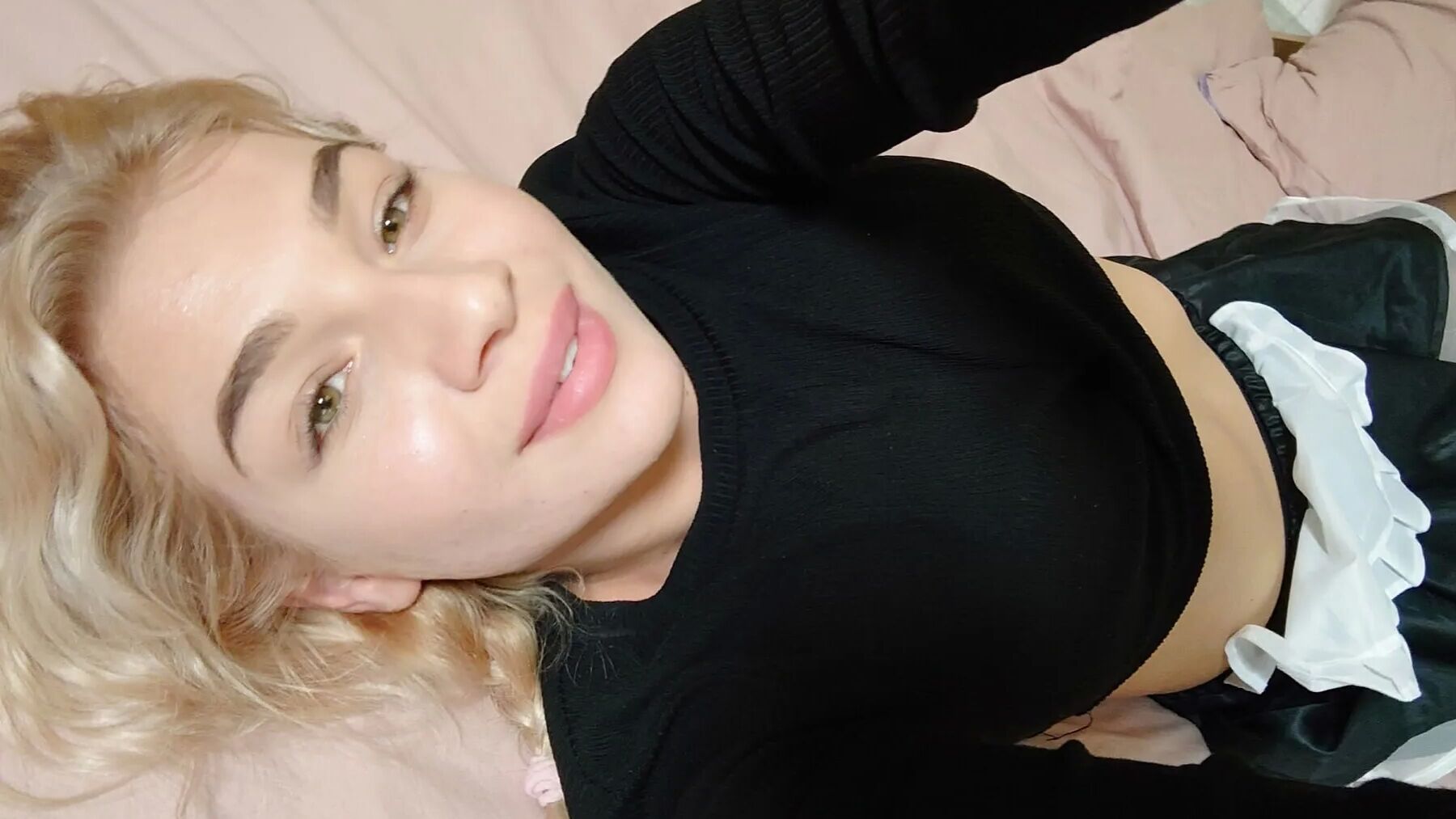 Blonde cutie loves teasing with her juicy parts