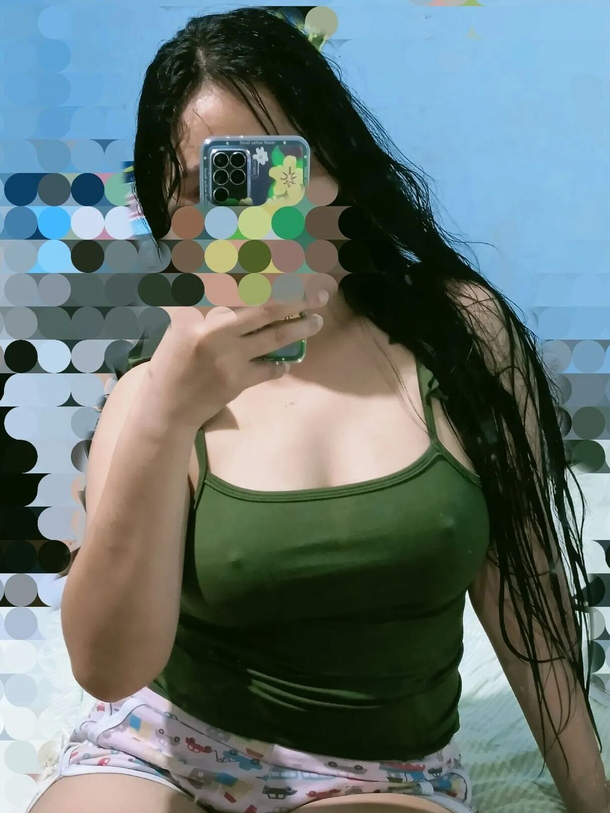 Taking pics to show how horny i am for mal