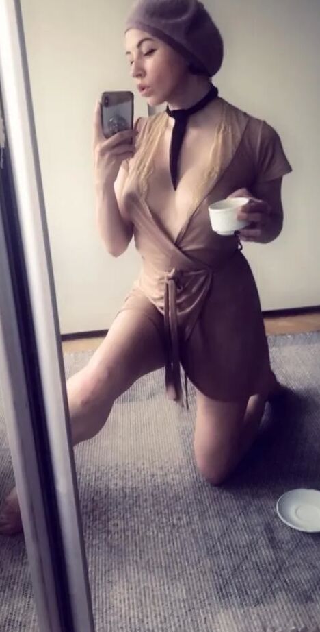 Co-worker won't stop sending me these naughty pics