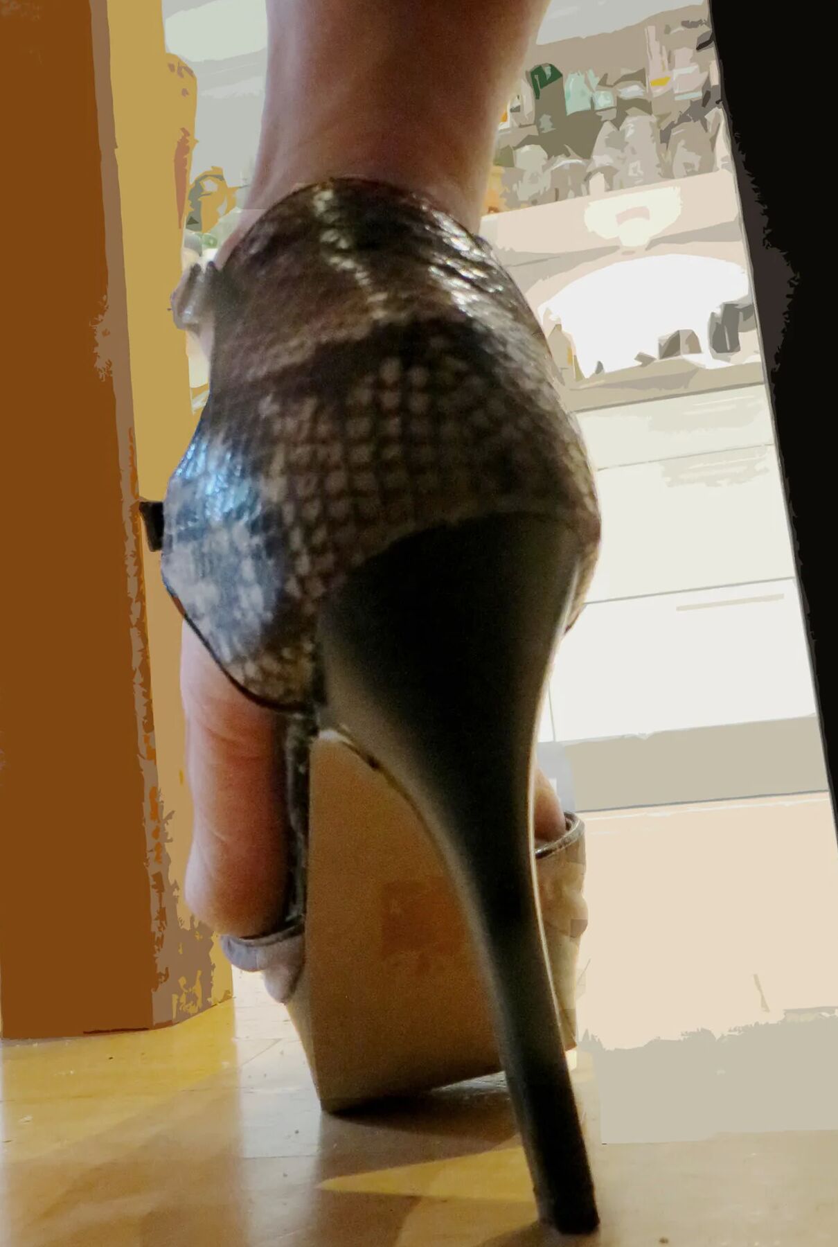 My summer heels - hubby loves my thighs