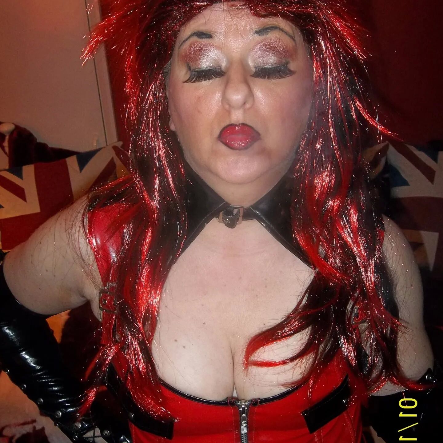 SHIRLEY SLUT 313