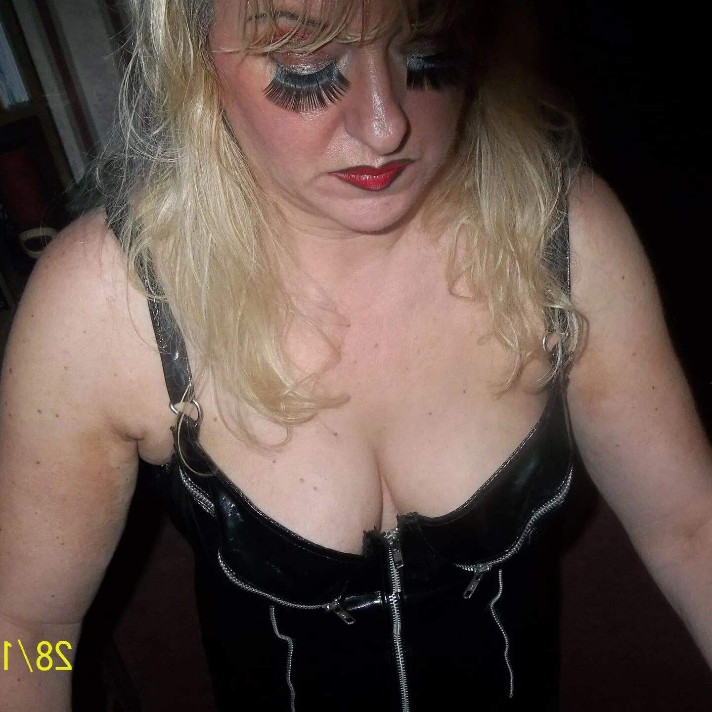 SHIRLEY SLUT 312