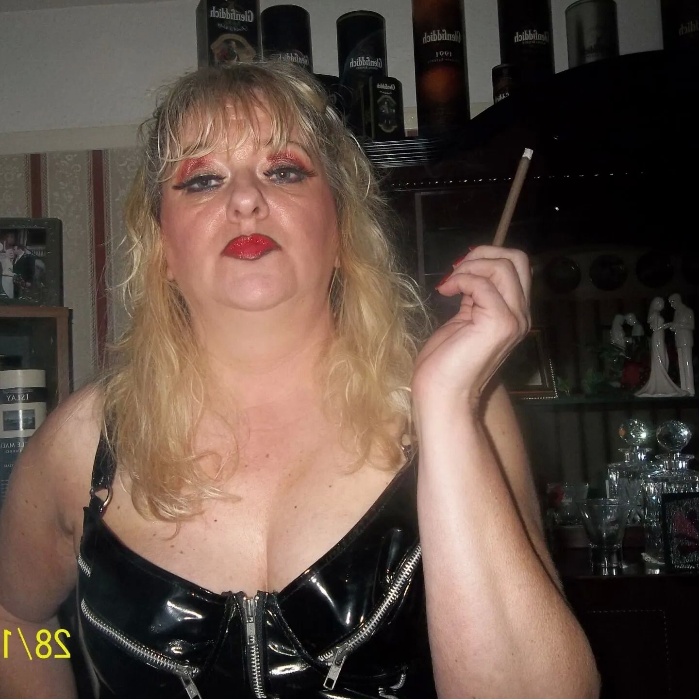 SHIRLEY SLUT 312