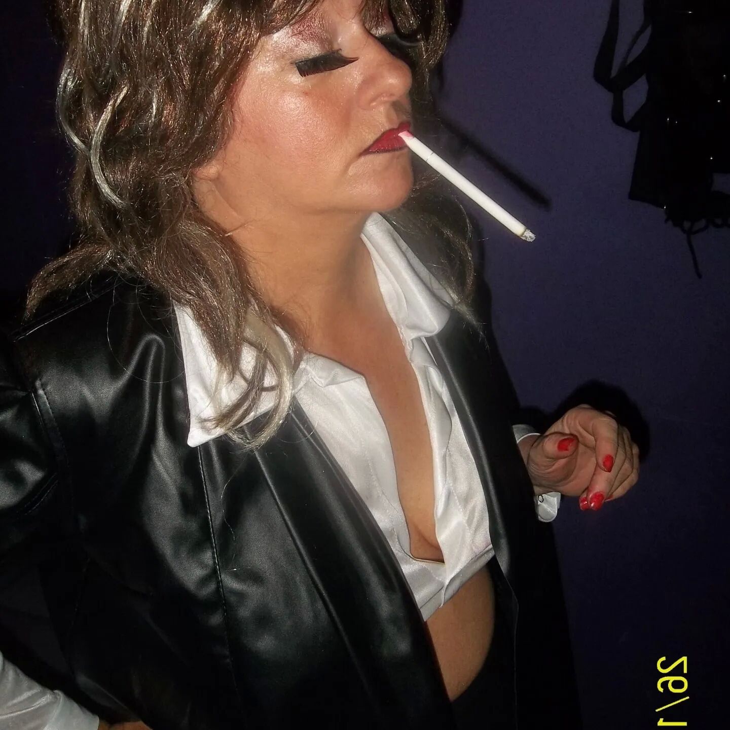 SHIRLEY SLUT 302 HAPPY