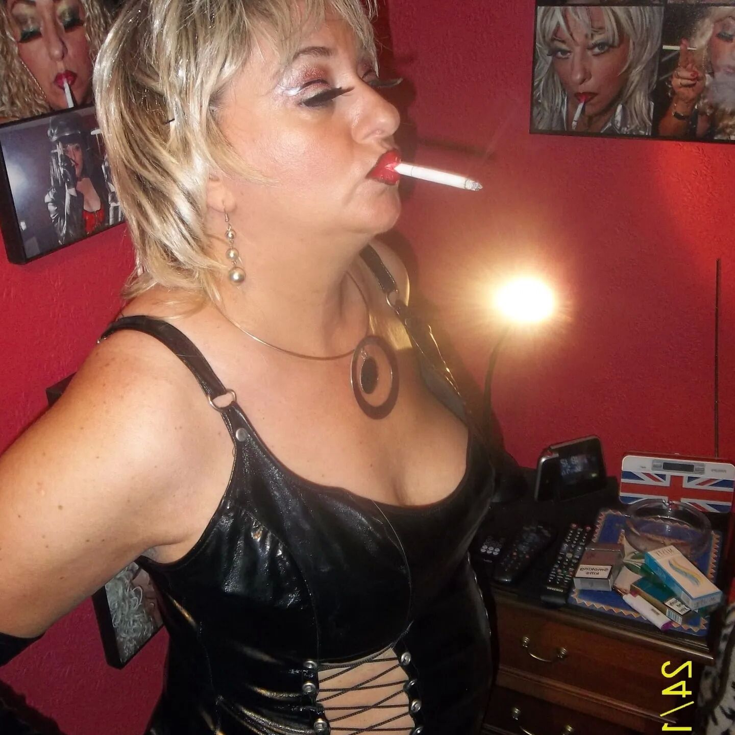 SHIRLEY SLUT 300 WHORE