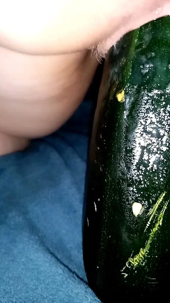 Zucchini in the pussy