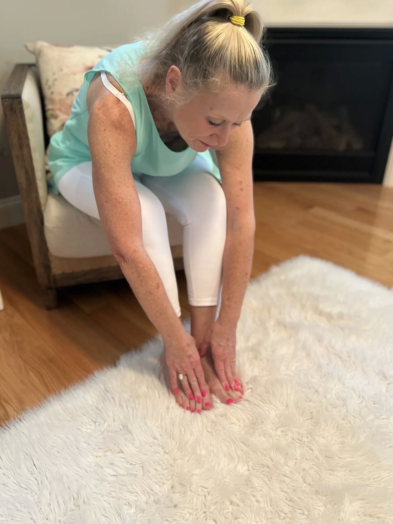 TIGHT White Leggings and Blue Top (Dani D MILF )