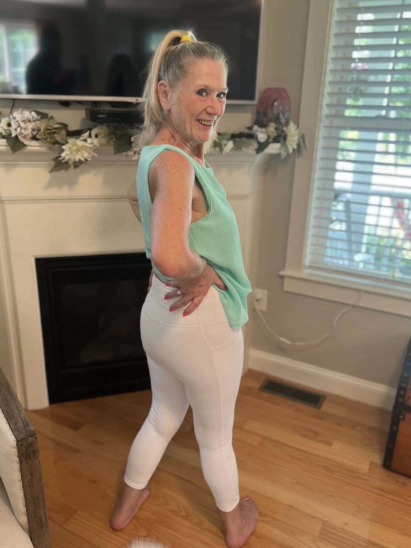 TIGHT White Leggings and Blue Top (Dani D MILF )