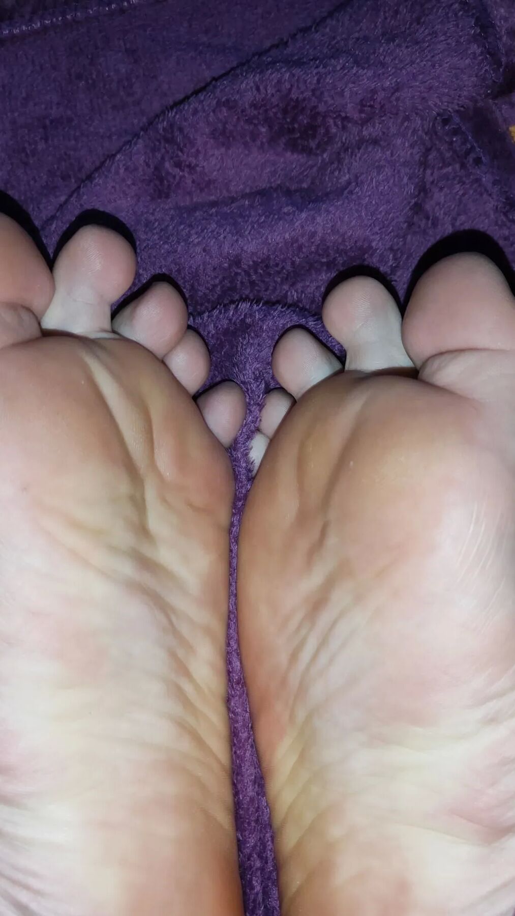Hornychubby feet new