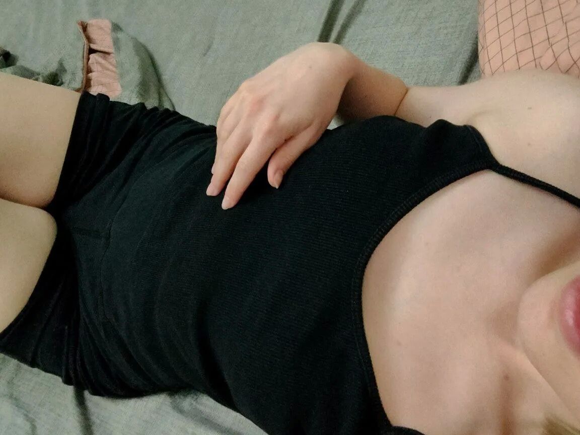 My bed is so big, but why am I lying in it alone?