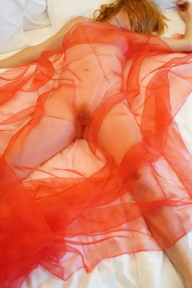 Red mesh