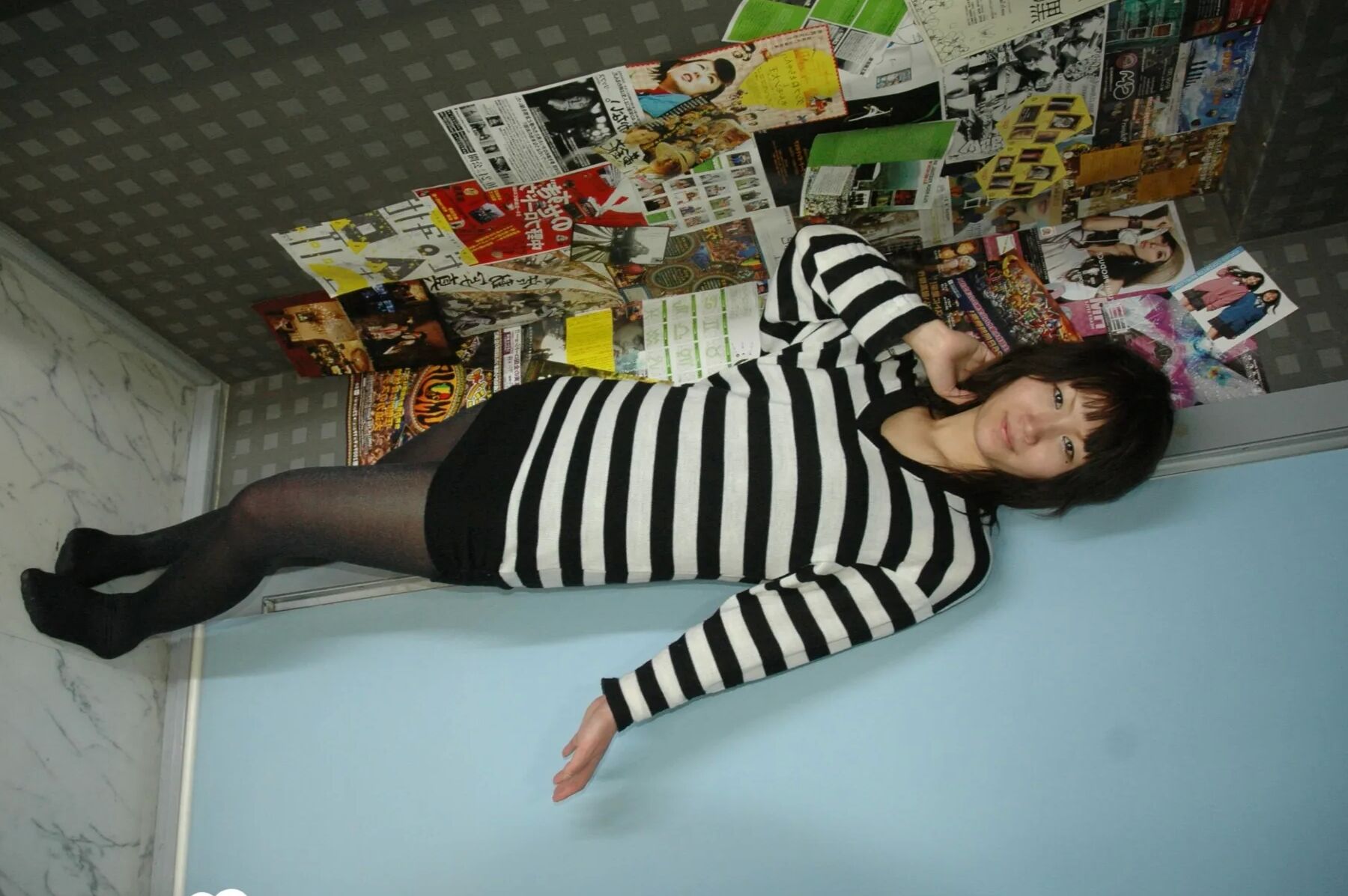 Hot Asian strips pantyhose and does sexy poses