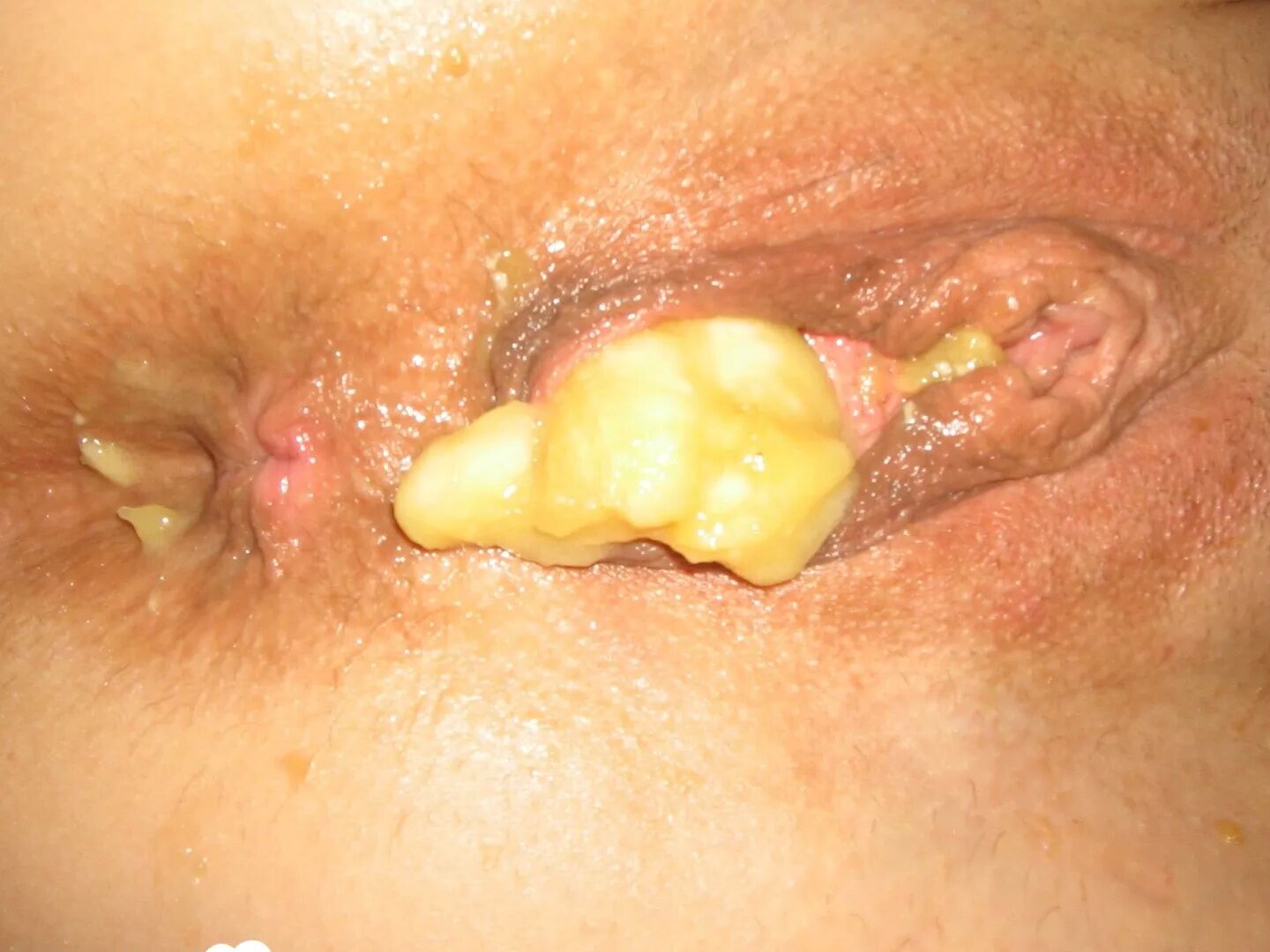 Dipping my cock into her banana vagina