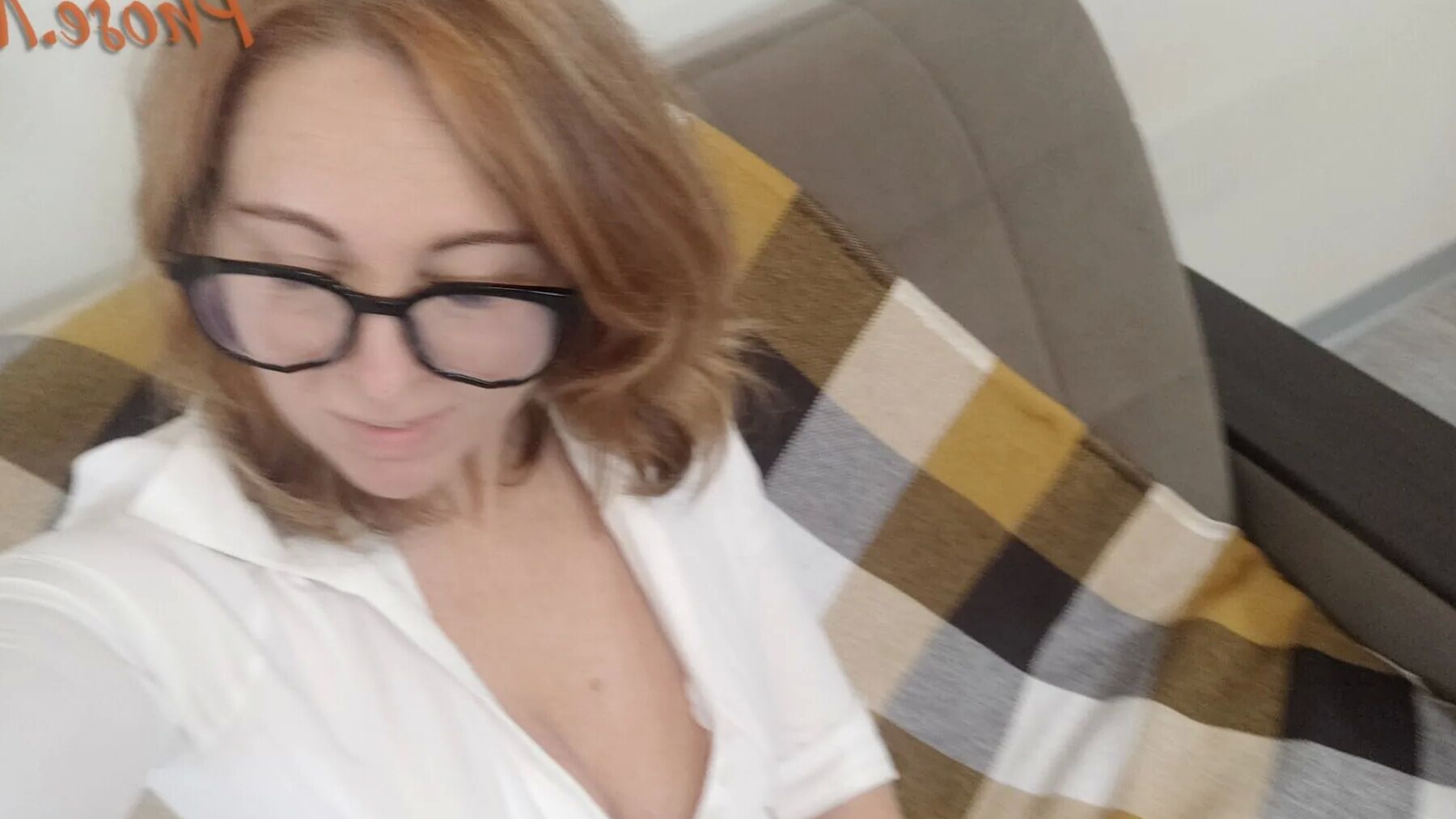 Marta Giving Footjob Wearing Pantyhose