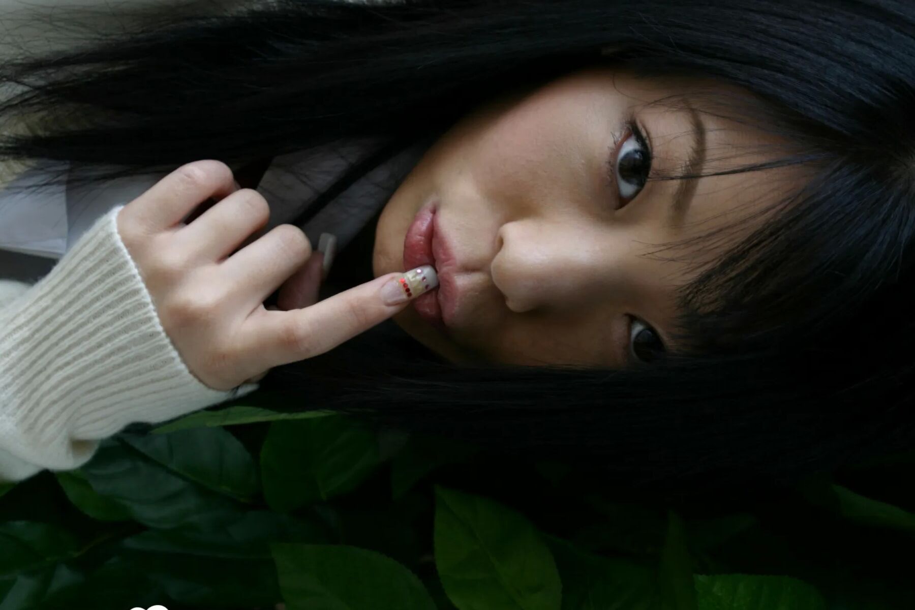 Asian schoolgirl looks for some online exposure
