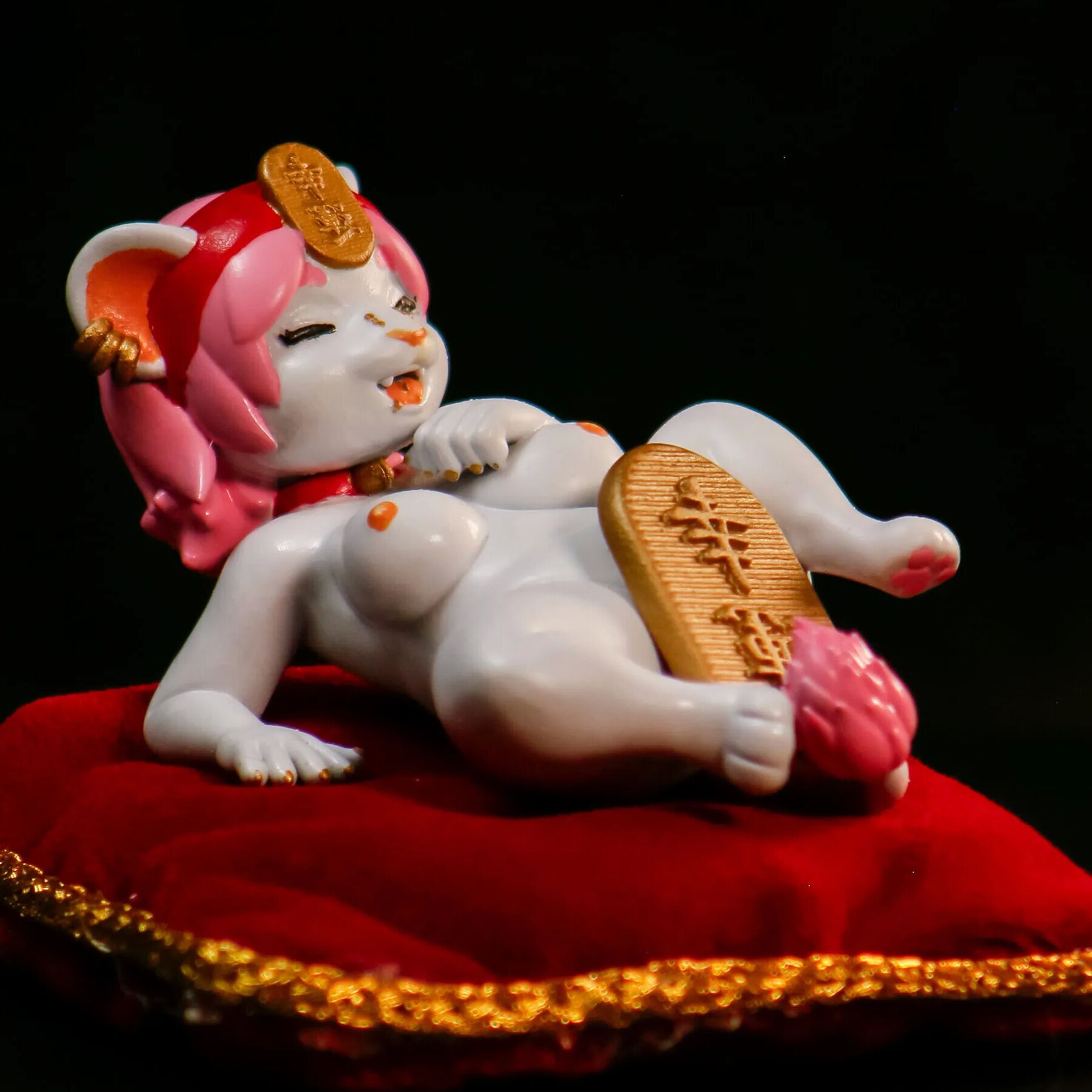 Lucky Lioness Furry Figure