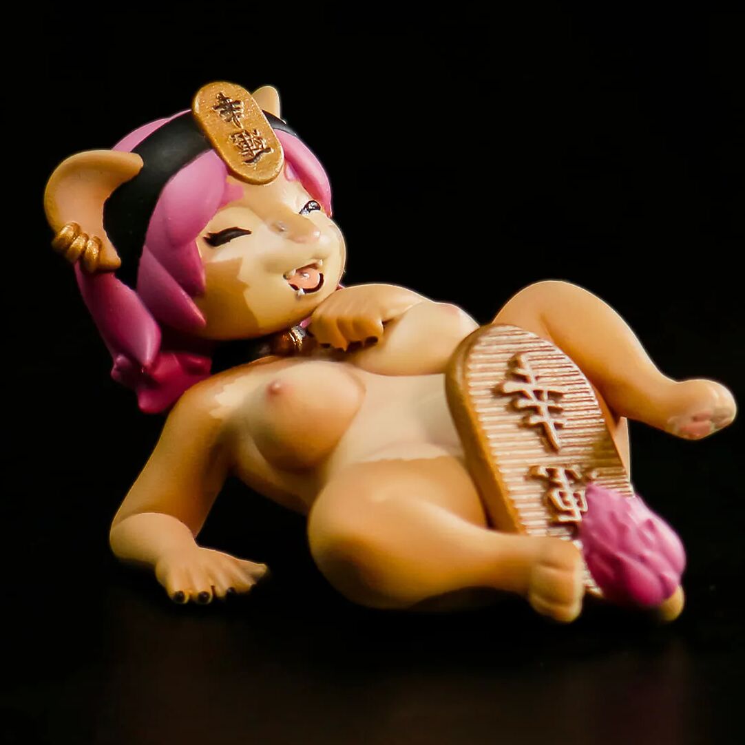 Lucky Lioness Furry Figure