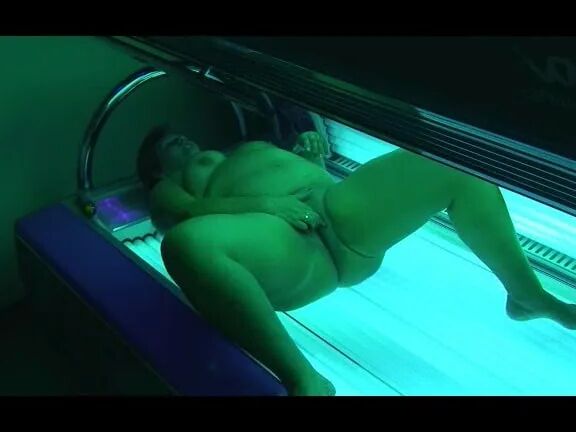 Tanning salon voyeur