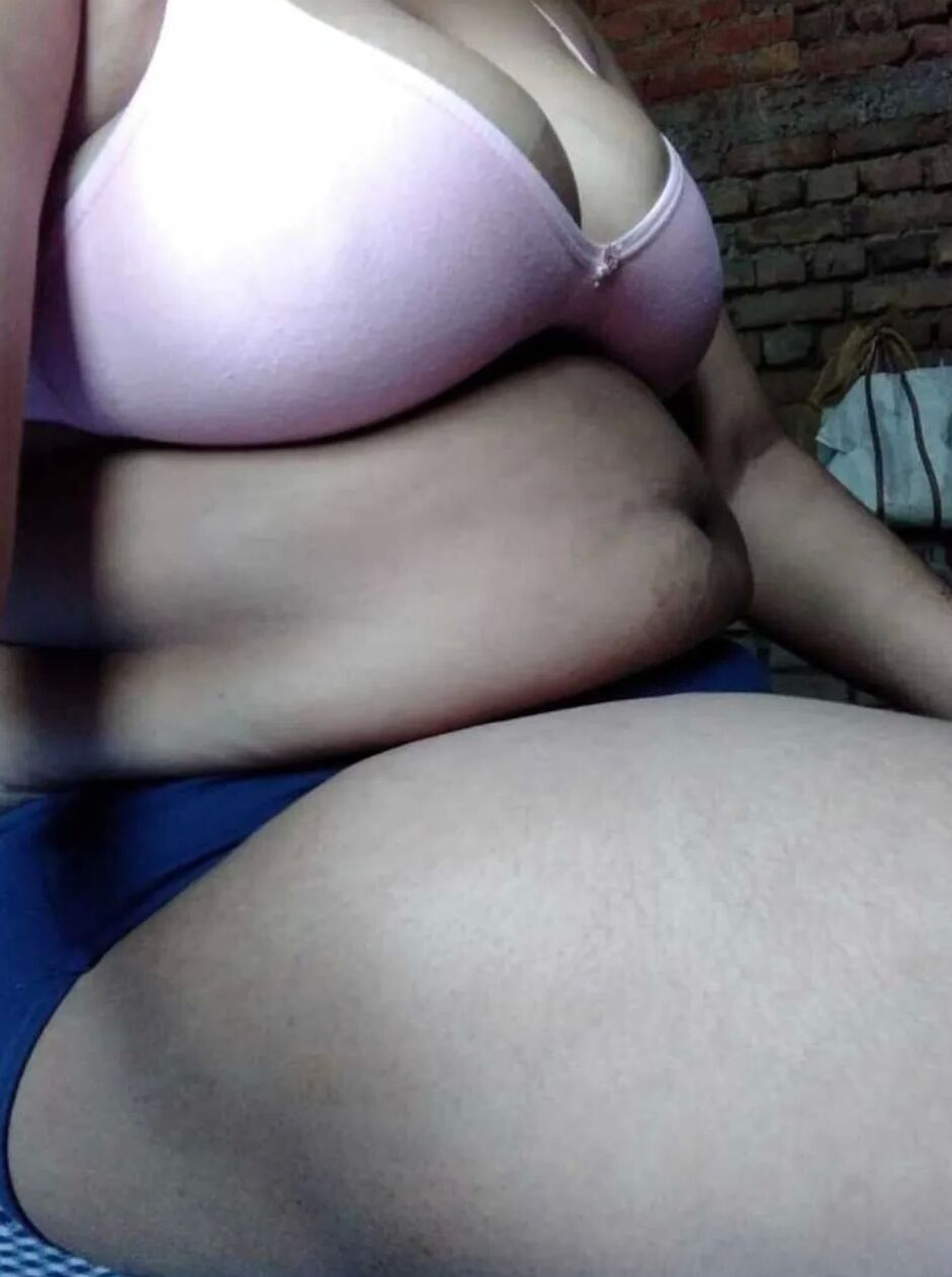 Bhabhi ki nude photo