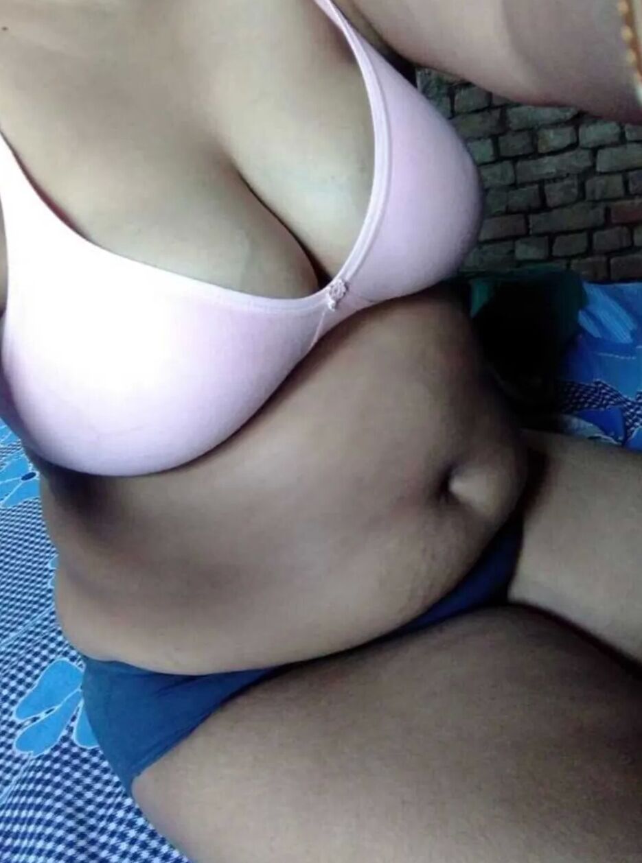 Bhabhi ki nude photo