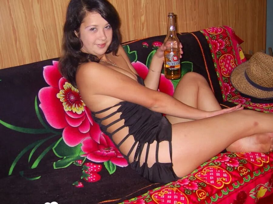 Hot party girl shows everything on camera