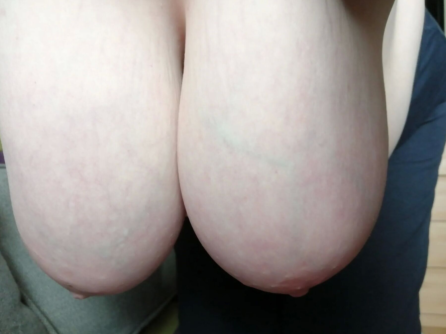 Tits hanging down