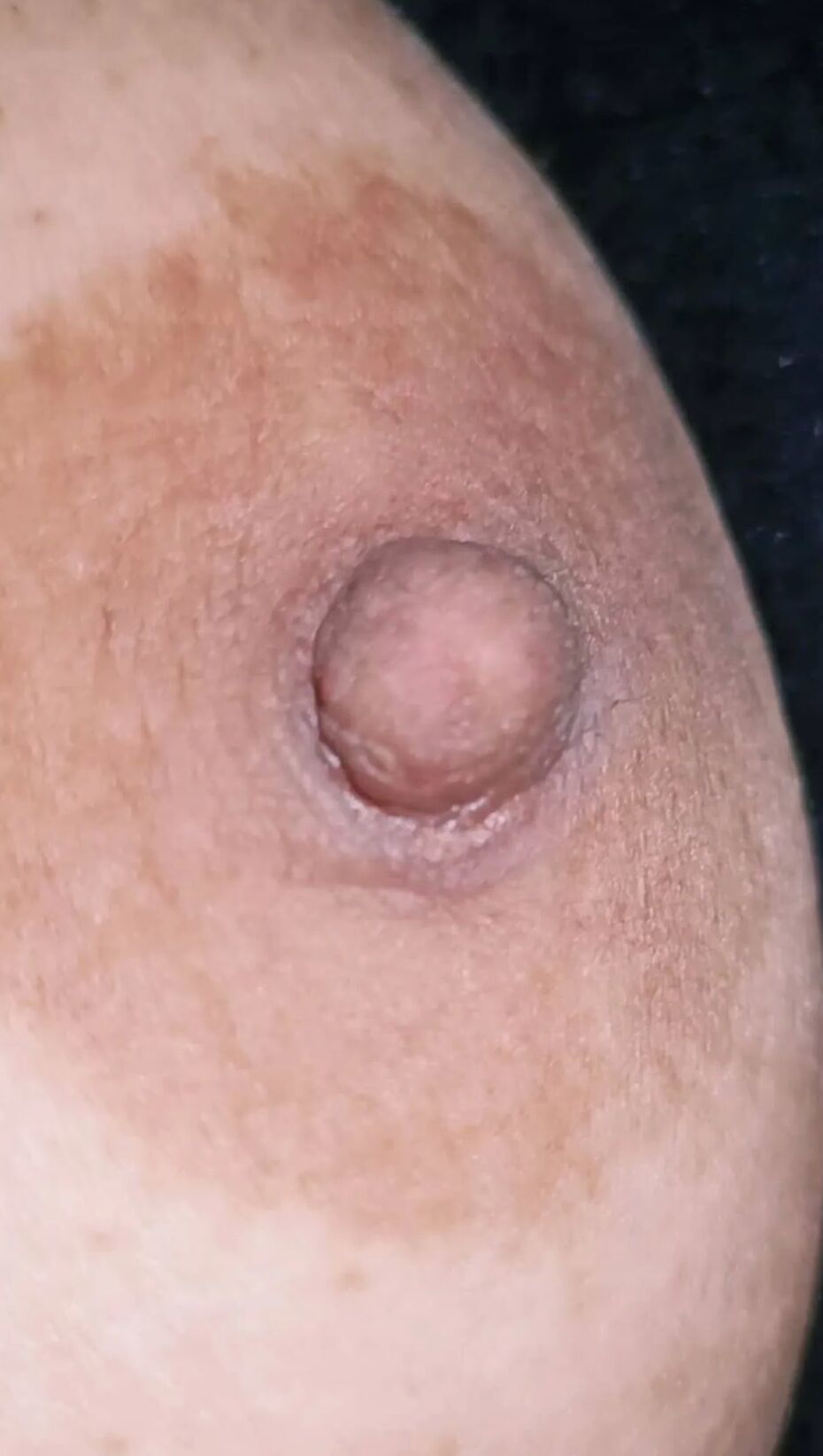 Big tits Pink nipples show in Black Bra