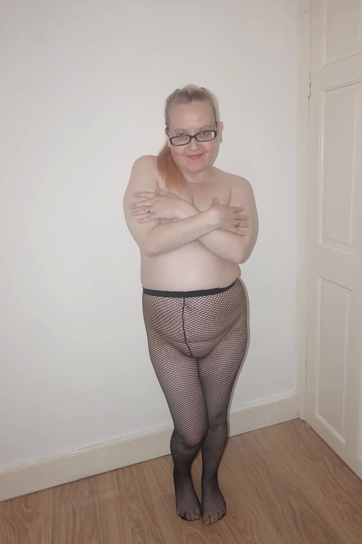 MILF in Fishnet Pantyhose