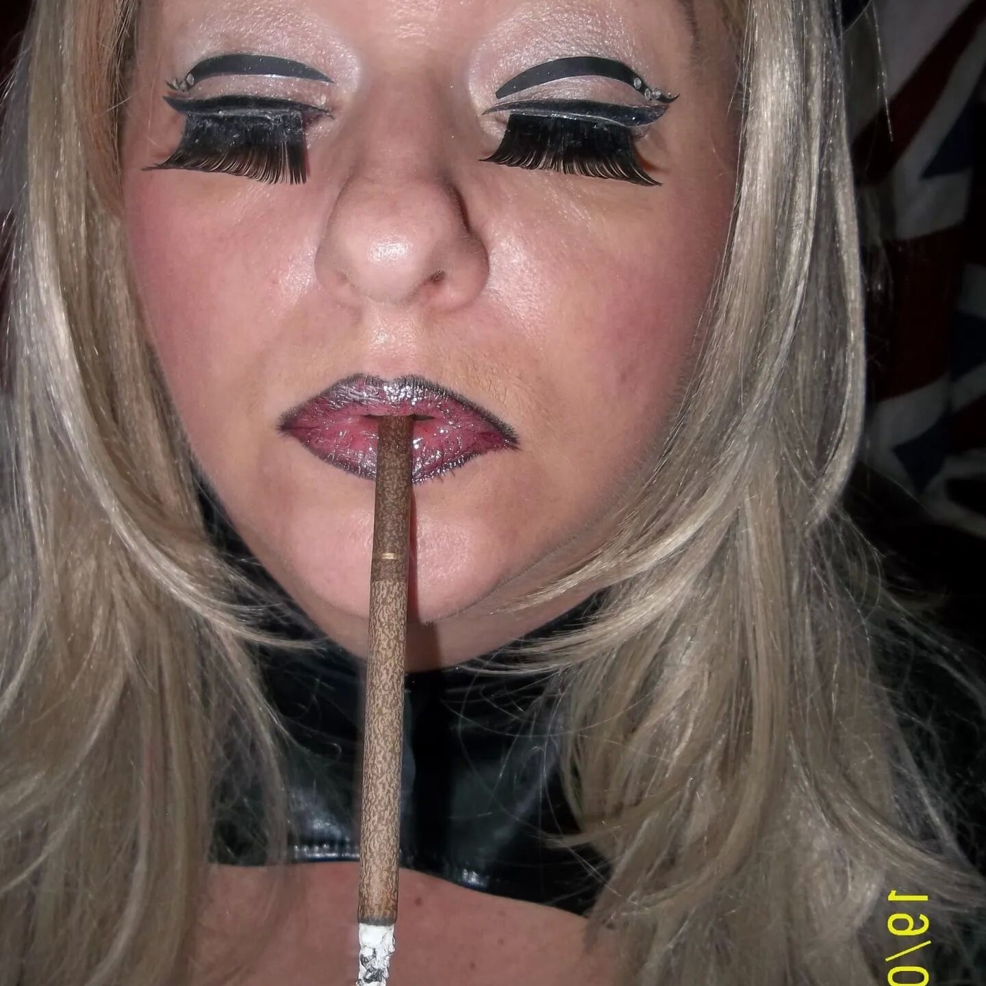 SHIRLEY SLUT 239A
