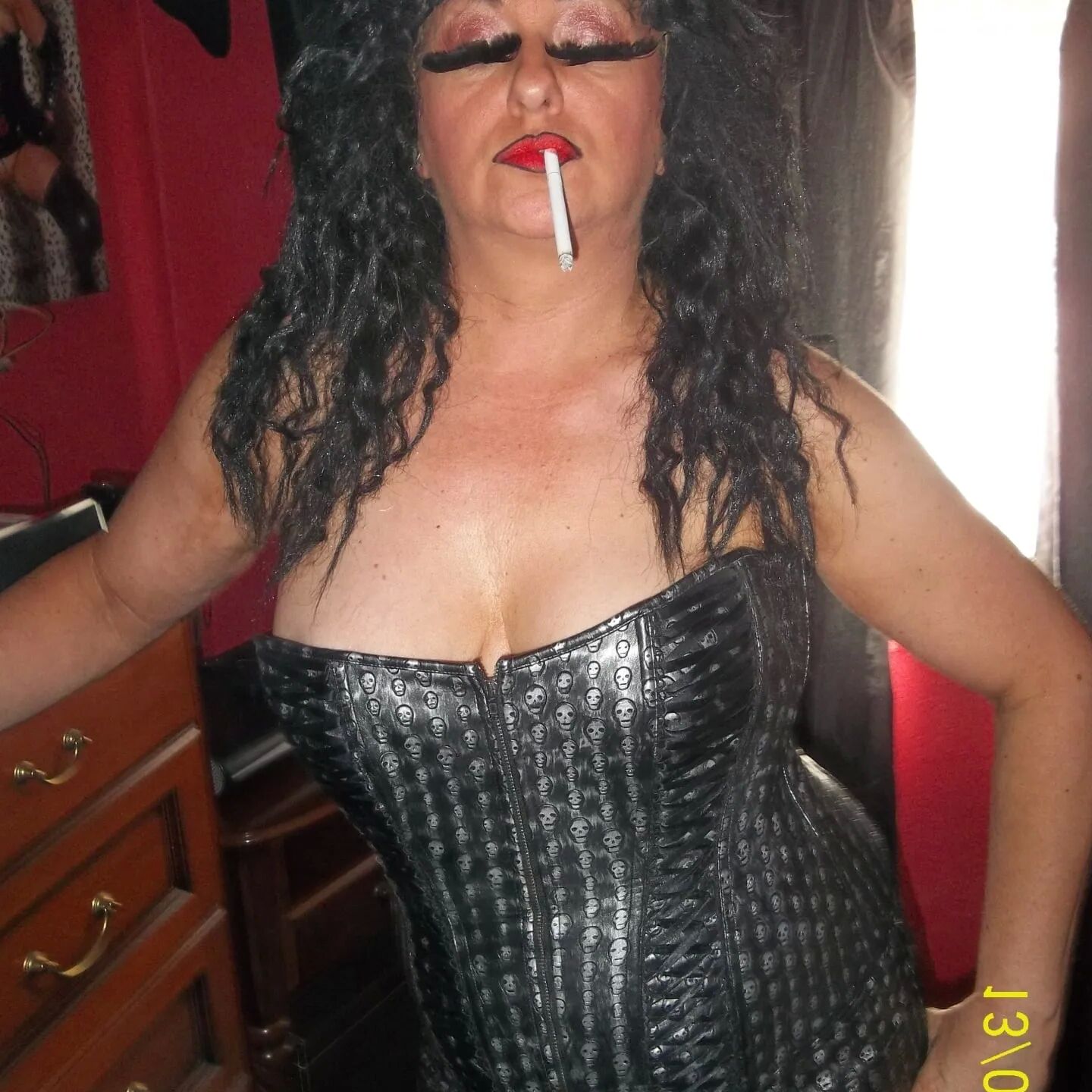 SHIRLEY SLUT 266A