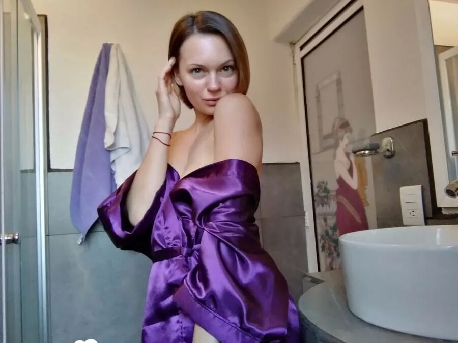 Fooling around in my bathroom with a camera