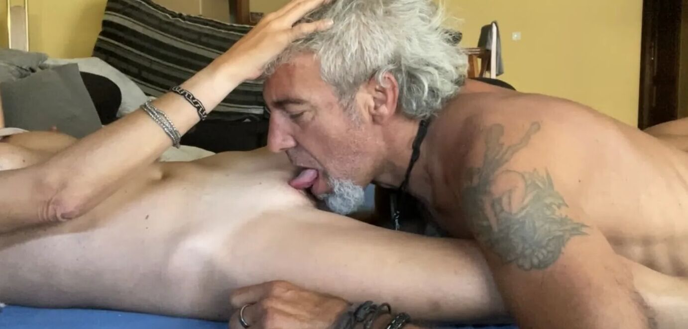 FAST FUCK IN THE MORNING - DOUBLE ORGASM