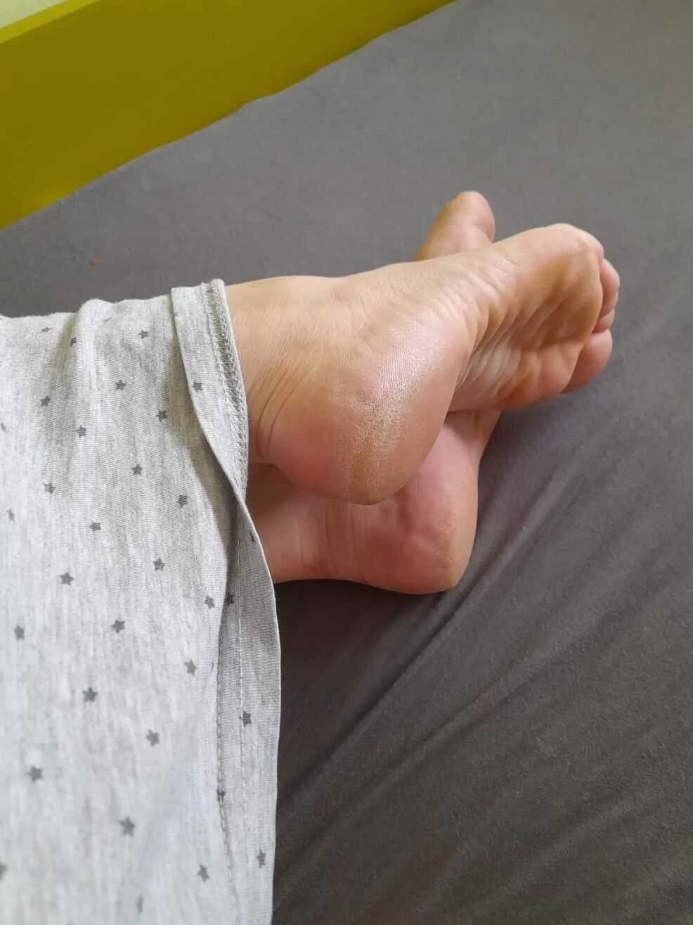 Bare feet toes mistress agata