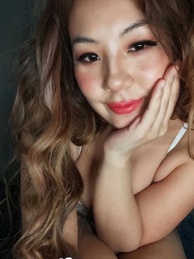 I am all alone and hungry for dick