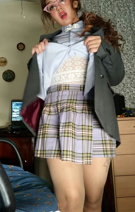I am all alone and hungry for dick