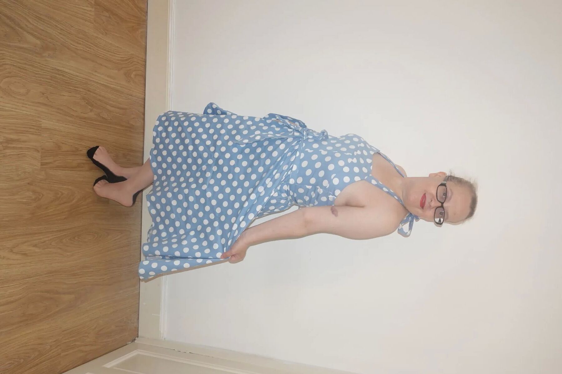 50's style dress with vintage nylon stockings