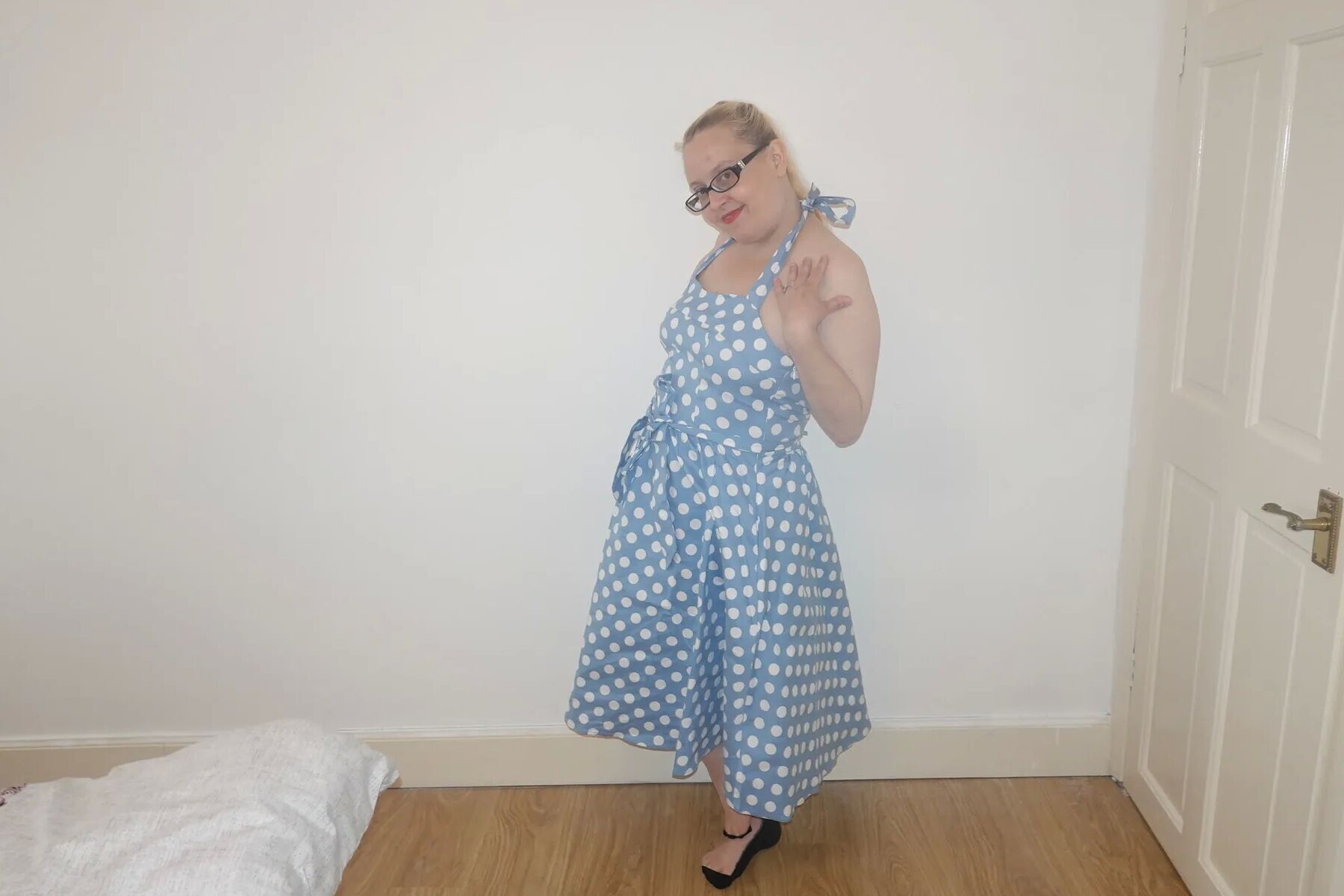 50's style dress with vintage nylon stockings