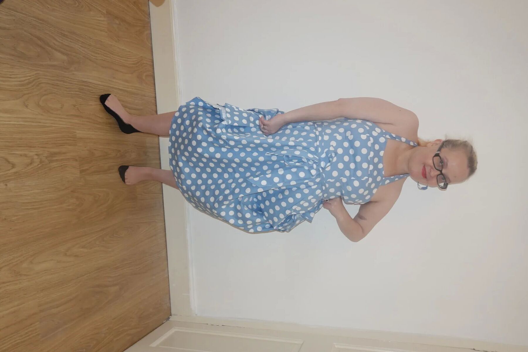 50's style dress with vintage nylon stockings
