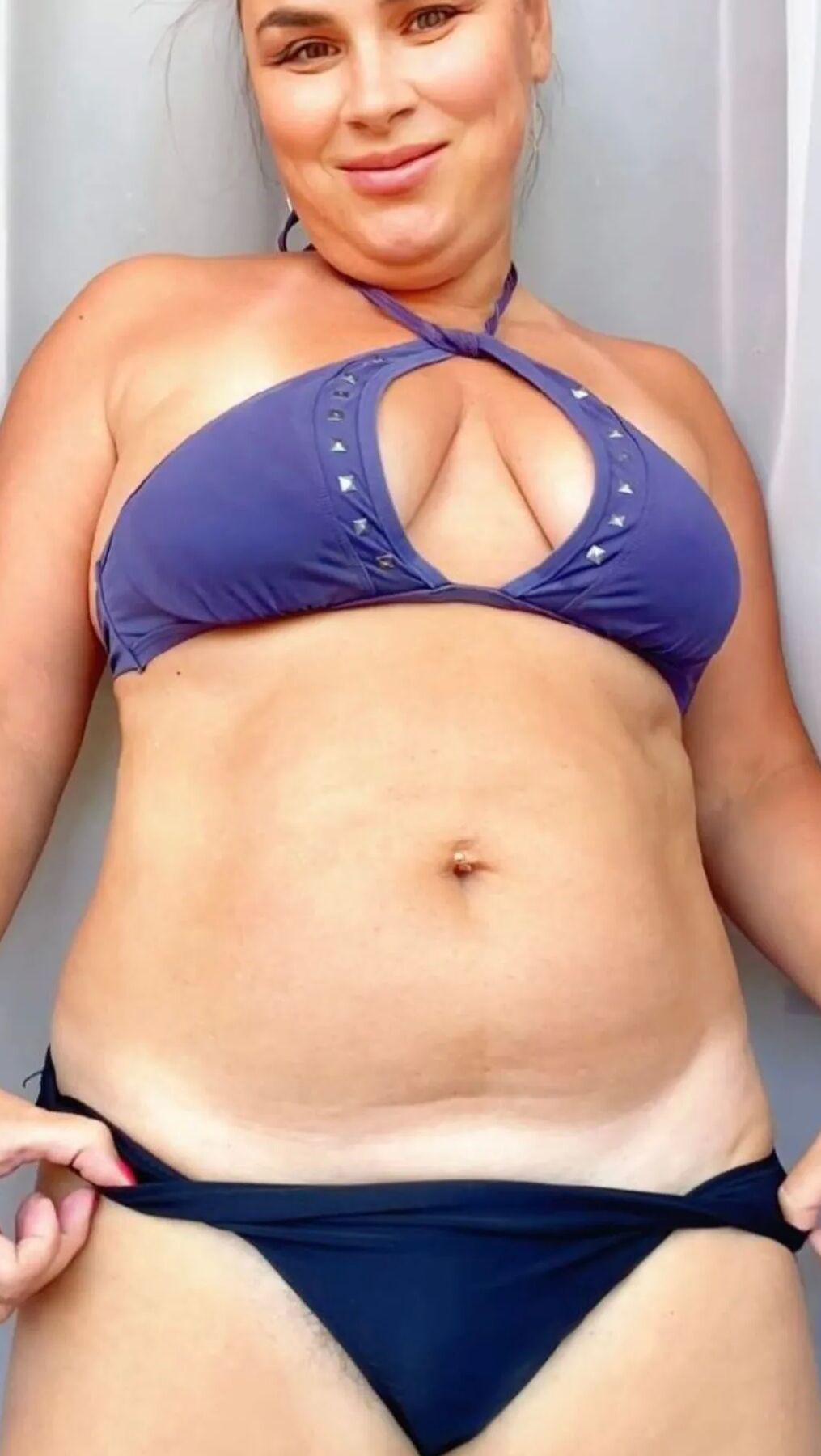Bikini milf
